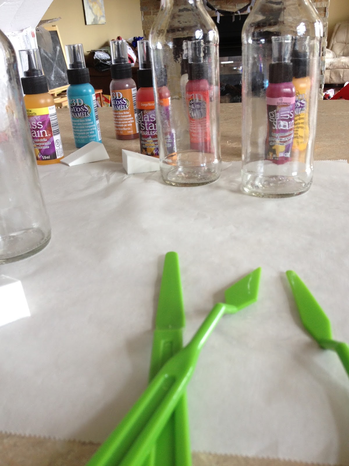 Sweet Stella's DIY Upcycled Bottle Vases using DecoArt Transparent
